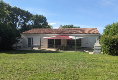 Les Grandes Chaumes, la Grange à Surgères